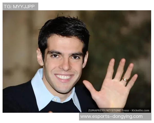 炙热足球激情尽在Kaka传奇壁纸中展现荣光与荣耀